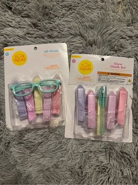 Sun Squad Pastel Glow Chalk Set with Mint Green 3D Chalk Glasses
